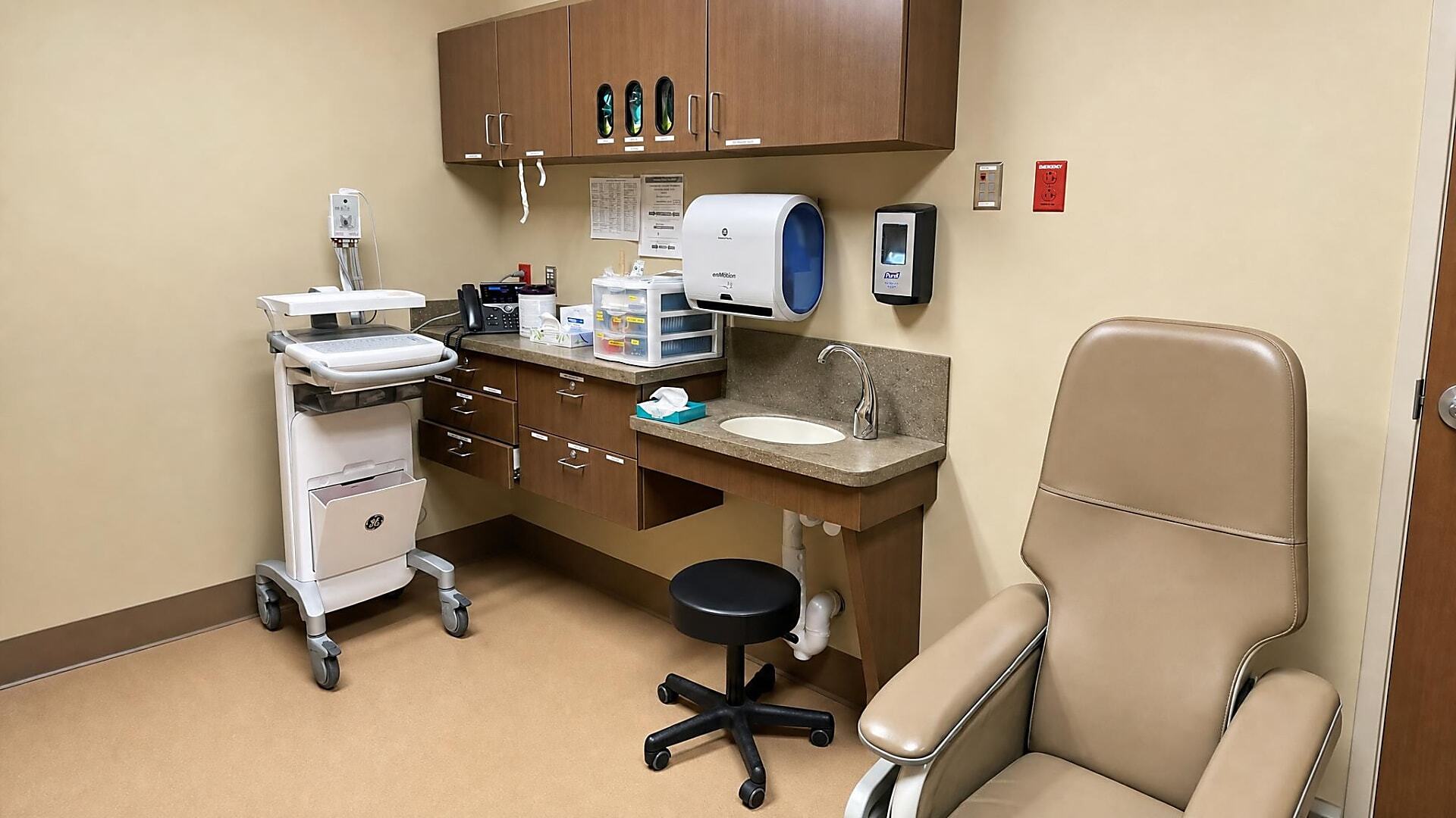 O'Neil VA Medical Center Improves ER Storage and Workflow case study