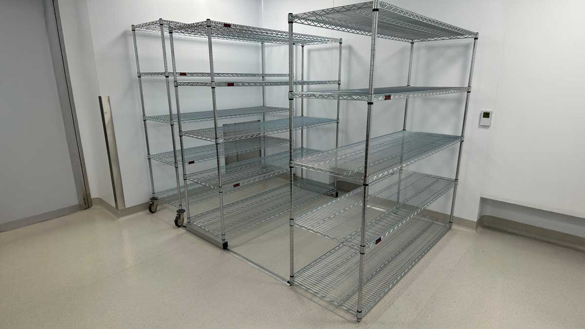 Sliding wire shelving in medium size storage room
